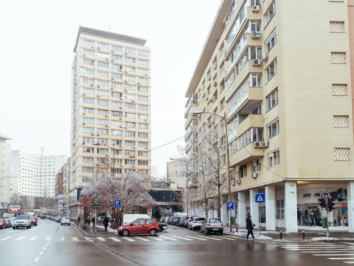 Apartment Parkview - Spectacular View & 2 Bedrooms Bukarest