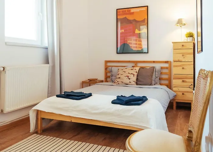 Parkview Apartment - Spectacular View & 2 Bedrooms