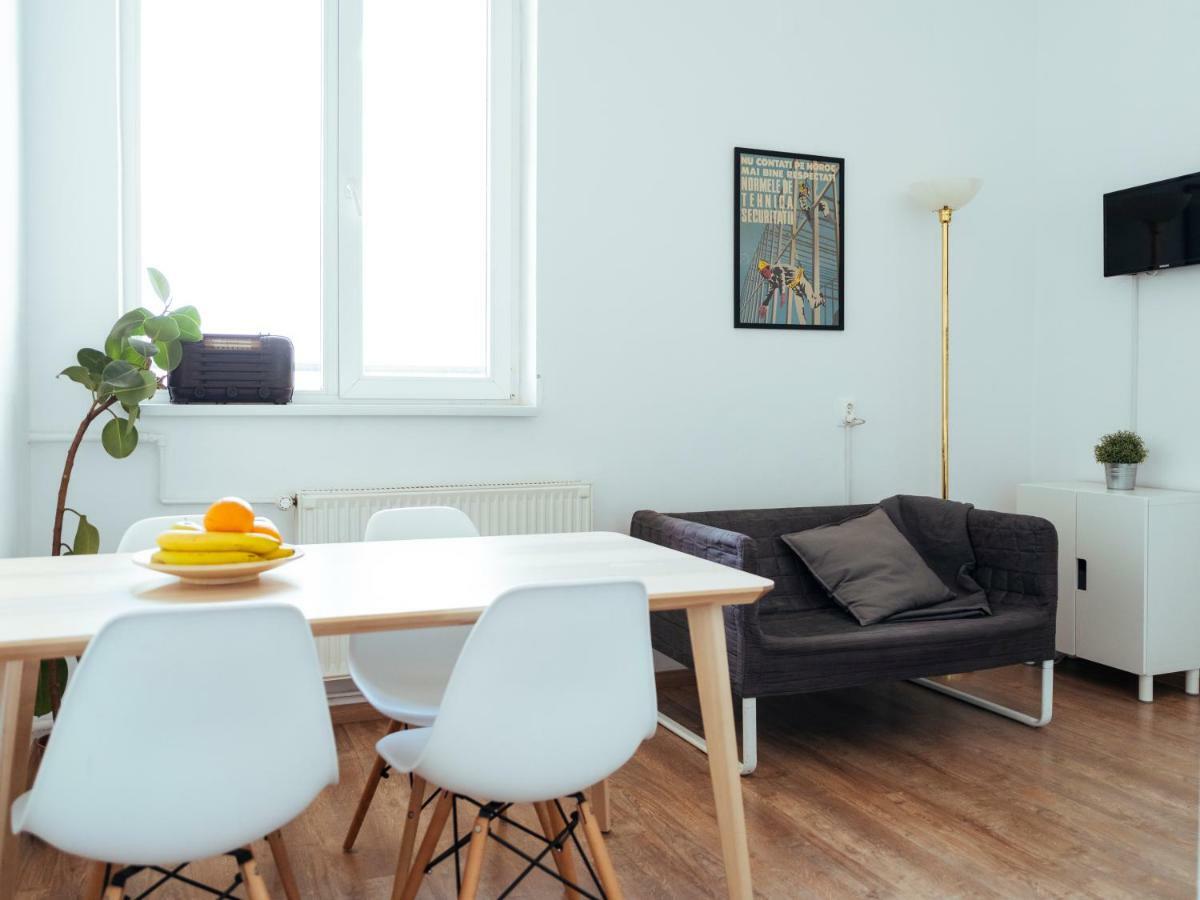 Parkview - Spectacular View & 2 Bedrooms Bucharest